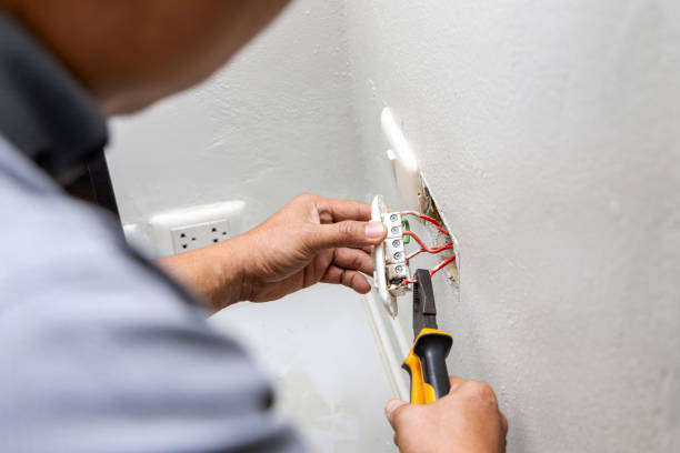 Best Electrical Contractors for Businesses  in West St Paul, MN